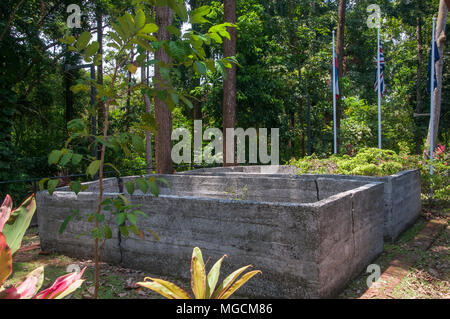 Come un campo di prigionia, il Memorial Park ha visto la morte di 2400 Gli australiani e i britannici imprigionato dai giapponesi nella seconda guerra mondiale. Resti di calcestruzzo serbatoio acqua. Foto Stock