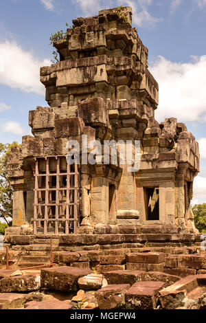 Parte del Ta Keo, un tempio-montagna, in Angkor (Cambogia). Era stato il tempio di Jayavarman V, figlio di Rajendravarman Foto Stock