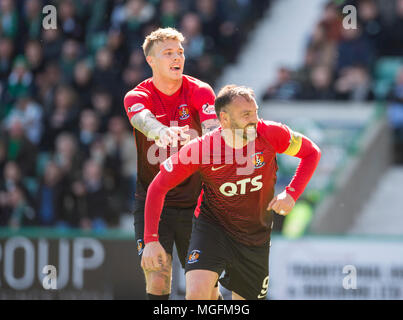 Edinburgh, Regno Unito, 28 aprile 2018. Ladbrokes Scottish Premiere League, Hibernian V Kilmarnock, Edimburgo, Midlothian, Regno Unito. 28/04/2018. Pic mostra: Kilmarnock riscontro, Kris Boyd, celebra il punteggio dopo l'equalizzatore come Hibernian ospitano Kilmarnock in Ladbrokes Premiere League a Pasqua Road, Edimburgo. Credito: Ian Jacobs/Alamy Live News Foto Stock