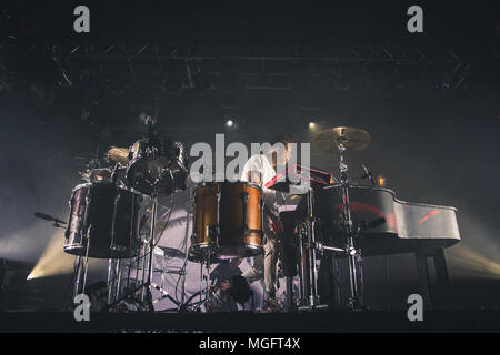 Sheffield, Regno Unito. 28 aprile 2018 la Gran Bretagna ha talento vincitore, Tokio Myers, esegue a Sheffield O2 Academy al suo debutto tour del Regno Unito, 2018 Credit: Myles Wright/ZUMA filo/Alamy Live News Foto Stock