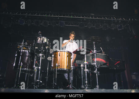 Sheffield, Regno Unito. 28 aprile 2018 la Gran Bretagna ha talento vincitore, Tokio Myers, esegue a Sheffield O2 Academy al suo debutto tour del Regno Unito, 2018 Credit: Myles Wright/ZUMA filo/Alamy Live News Foto Stock