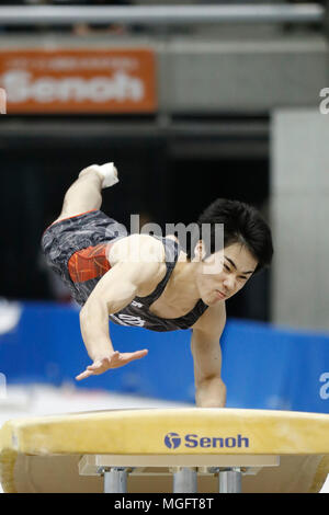 Tokyo Metropolitan Gymnasium, Tokyo, Giappone. 28 apr, 2018. Keitaro Okubo, 28 aprile 2018 - Ginnastica Artistica : La 72a tutto il Giappone di Ginnastica Artistica maschile di apparecchiatura archivio di prova presso il Tokyo Metropolitan Gymnasium, Tokyo, Giappone. Credito: Yusuke Nakanishi AFLO/sport/Alamy Live News Foto Stock