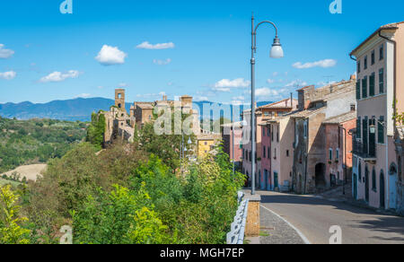 Vista panoramica a Celleno, provincia di Viterbo, Lazio, Italia centrale. Foto Stock