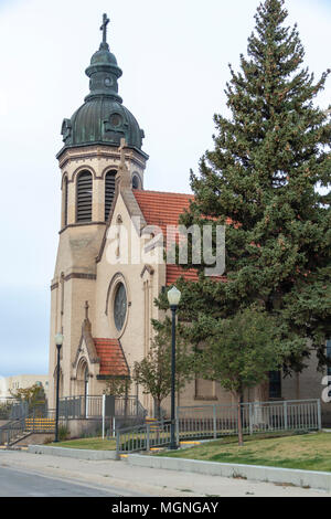 San Giuseppe Chiesa cattolica in Rawlins, Wyoming. Secondo la diocesi, San Giuseppe Chiesa cattolica in Rawlins è stato costruito nel 1915. Foto Stock