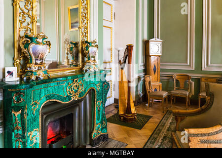 SAINT PETERSBURG, Russia - 17 Marzo 2018: interno della camera in Yusupov palace sul fiume Moyka embankment. La Moika Palace è stata la residenza principale dei nob Foto Stock