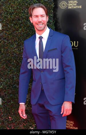 Pasadena, Stati Uniti d'America. Il 27 aprile 2018. Wes Ramsey presso gli arrivi per il quarantacinquesimo giorno annuale Creative Arts Emmy Awards, Pasadena Civic Center, Pasadena, CA 27 aprile 2018. Credito: Priscilla concedere/Everett raccolta/Alamy Live News Foto Stock