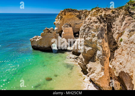 Portogallo - Algarve - Klippen der Praia do Vale do Olival Foto Stock