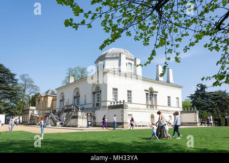 Xviii secolo Chiswick House e giardini, Burlington Lane, Chiswick, London Borough di Hounslow, Greater London, England, Regno Unito Foto Stock