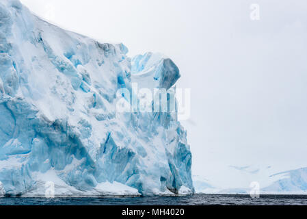 Iceberg sull'Oceano Atlantico in Antartide Foto Stock