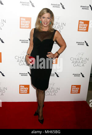 La città di New York, New York, Stati Uniti d'America. 30 apr, 2018. DEBORAH NORVILLE assiste il quarantacinquesimo Chaplin Award Gala in onore di Helen Mirren tenutosi a Alice Tully Hall in Lincoln Center. Credito: Nancy Kaszerman/ZUMA filo/Alamy Live News Foto Stock