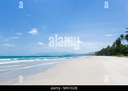 Long Beach, un diciotto chilometri di sabbia bianca, San Vicente, isola di Palawan, Filippine Foto Stock
