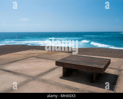 Panca sul mare, Fuerteventura Foto Stock