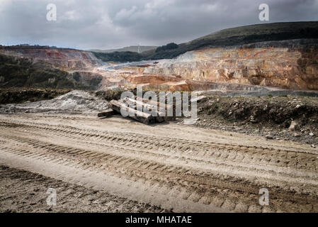 Wheal Martyn lavoro fossa di argilla St Austell Cornwall Regno Unito Foto Stock