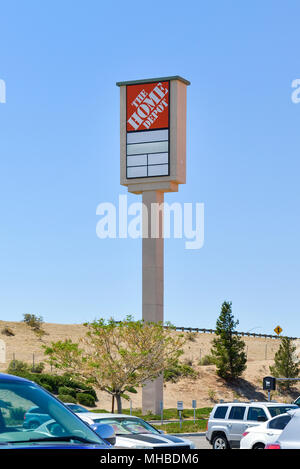 Home Depot storefront accedi Barstow, California. Foto Stock