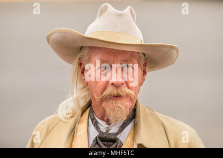 CODY - USA - Agosto 21, 2012 - Western Gunfight nelle strade di Cody, Wyoming Foto Stock