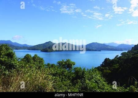 Picton, guardando fuori verso il Queen Charlotte Sound Foto Stock