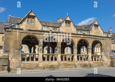 Inghilterra, Gloucestershire, Chipping Campden, Market Hall Foto Stock