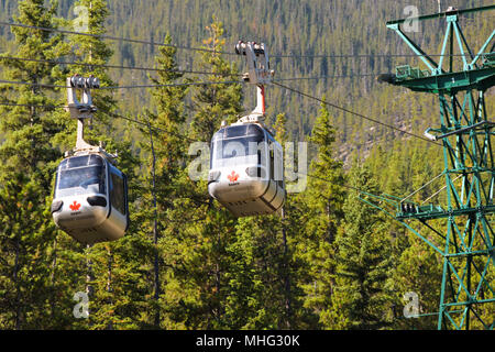 Cabinovia di montagna di zolfo - Banff Gondola, Canada Foto Stock