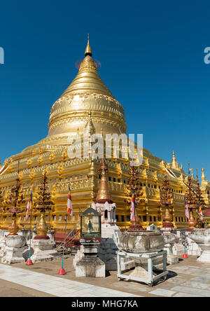 La Pagoda Shwezigon, Bagan, Nyaung-U, Myanmar (Birmania) Foto Stock