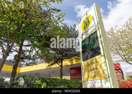 Morrisons supermercato in Stockton Heath, vicino a Warrington, Cheshire, Inghilterra, Regno Unito il 30 aprile 2018 Foto Stock