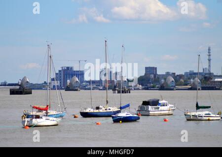 Emirates funivia e il MBNA Thames Clipper Foto Stock