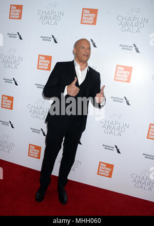 NEW YORK, NY - 30 aprile: Vin Diesel assiste il quarantacinquesimo Chaplin Award Gala in onore di Helen Mirren a Alice Tully Hall il 30 aprile 2018 a New York City. Persone: Vin Diesel Foto Stock