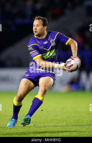 Warrington lupi' Tyrone Roberts in azione contro Huddersfield Giants , durante il Betfred Super League match al Halliwell Jones Stadium, Warrington. Foto Stock