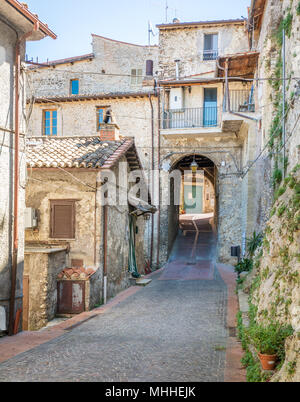 Toffia, borgo rurale in provincia di Rieti Lazio, Italia. Foto Stock