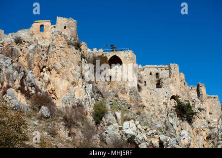 Semi-rovinato St Hilarion castello vicino Kyrenia (Girne), Repubblica Turca di Cipro del Nord Foto Stock