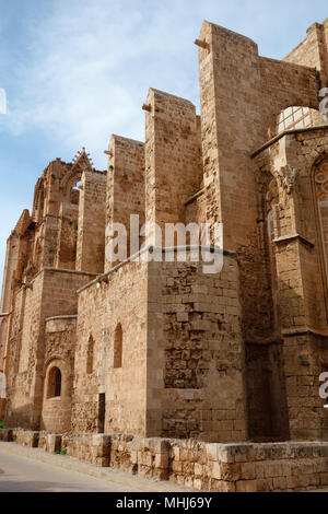 Lala Mustafa Pasha moschea, forner Cattedrale di Agios Nikolaos (San Nicola), Famagosta (Magusa), Repubblica Turca di Cipro del Nord Foto Stock