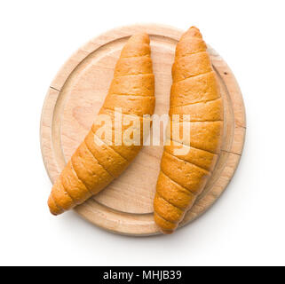 Pane salato rotoli. Croissant integrale isolati su sfondo bianco. Foto Stock