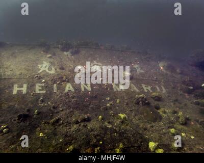 La prua del relitto di Heian Maru visualizzando il nome delle navi di Truk Lagoon Foto Stock