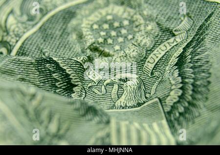 Stropicciata US Dollar shallow focus sulla American Eagle. Foto Stock