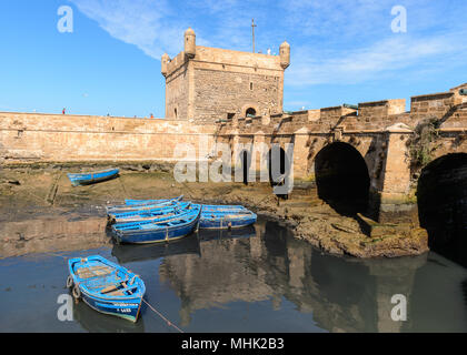 Cittadella fortificata e pareti in Essouira Marocco Foto Stock