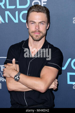 A nord di Hollywood, CA, Stati Uniti d'America. Il 1 maggio, 2018. 01 Maggio 2018 - North Hollywood, California - Derek Hough,. ''Il mondo della danza" FYC evento tenutosi a Saban Media Center presso la Accademia di televisione. Photo credit: Birdie Thompson/AdMedia Credito: Birdie Thompson/AdMedia/ZUMA filo/Alamy Live News Foto Stock