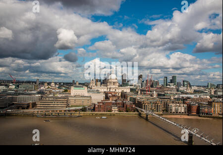 Vista dalla Tate Modern - London Regno Unito Foto Stock