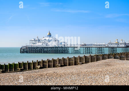 Eastbourne Pier, Eastbourne, East Sussex, l'Inghilterra del Sud, GB, Regno Unito Foto Stock