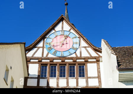 Le mura medievali di Clock Untertor (gate inferiore), Stein am Rhein, Schaffhausen, Svizzera Foto Stock