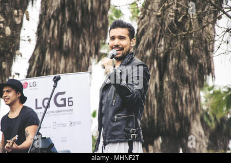 Lima, Perù - 18 agosto 2017: Entel Festival . Cantante peruviana Ezio Oliva presentando al Festival dell'Entel Foto Stock