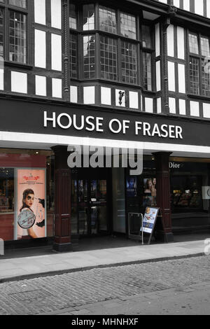 House of Fraser store nella parte anteriore della High Street, Shrewsbury Town Center, Shrewsbury, Shropshire. Regno Unito. Il 30 aprile 2018 Foto Stock