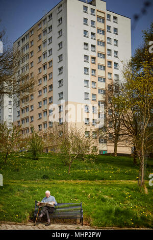 Stockport Heaton Norris Park (rec) Consiglio appartamenti in un blocco a torre Foto Stock
