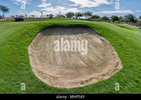 Campo da golf nel deserto verde in Baja California bunker Foto Stock