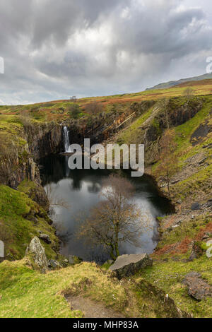 Banishead cava nel Parco nazionale del Lake District vicino Torver, Cumbria, Inghilterra. Foto Stock