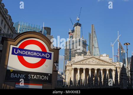 La metropolitana di Londra segno nel distretto bancario Foto Stock