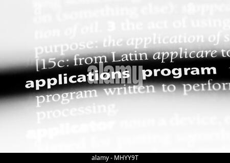 Programma di applicazioni di parola in un dizionario. applicazioni il concetto di programma. Foto Stock