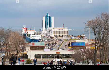 Vista del porto di Odessa sul Mar Nero. L'Ucraina Foto Stock