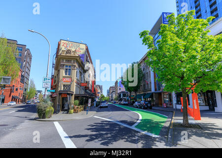 Portland, Oregon, Stati Uniti d'America - 26 Aprile 2018 : scenario del centro cittadino di Portland in stagione primavera Foto Stock