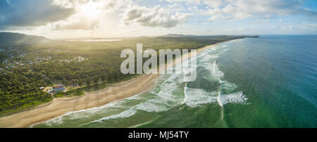 Panoramica aerea di North Haven beach nel Nuovo Galles del Sud, Australia Foto Stock