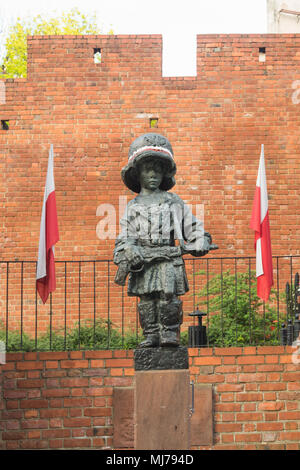 Varsavia, Polonia - 03 Maggio 2108: monumento del piccolo di insorti per commemorare i bambini soldato che hanno preso parte alla insurrezione di Varsavia 1944 Foto Stock