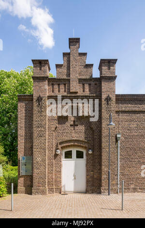 Brauweiler bei Pulheim, Badia, Gedenkstätte ehemalige Arbeitsanstalt, Werkstatthaus Foto Stock